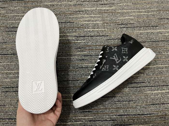 Men L*ouis V*uitton Top Quality  sneaker010