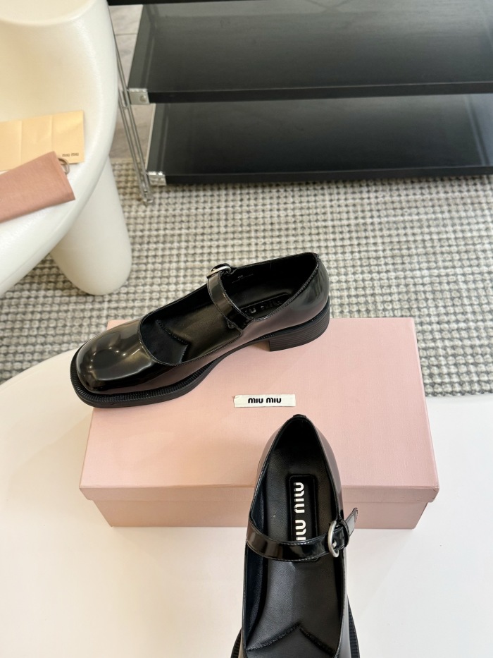 Women M*iu M*iul Top Sneaker