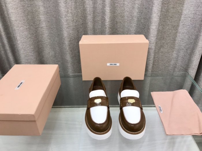 Women M*iu M*iul Top Sneaker