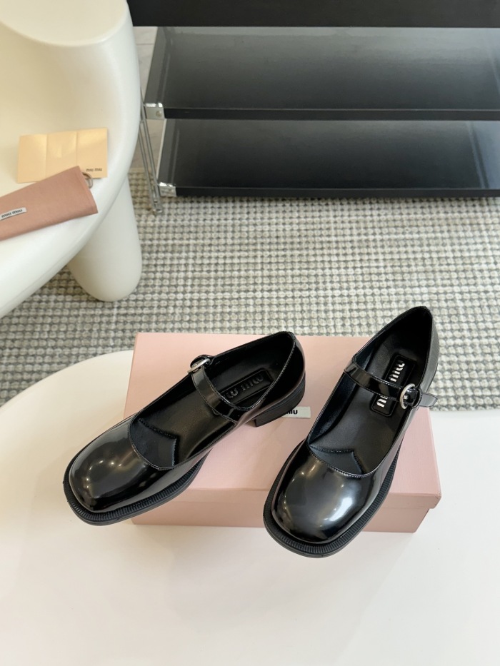 Women M*iu M*iul Top Sneaker