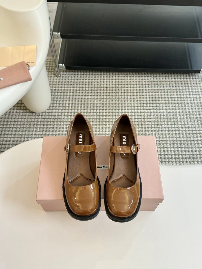 Women M*iu M*iul Top Sneaker