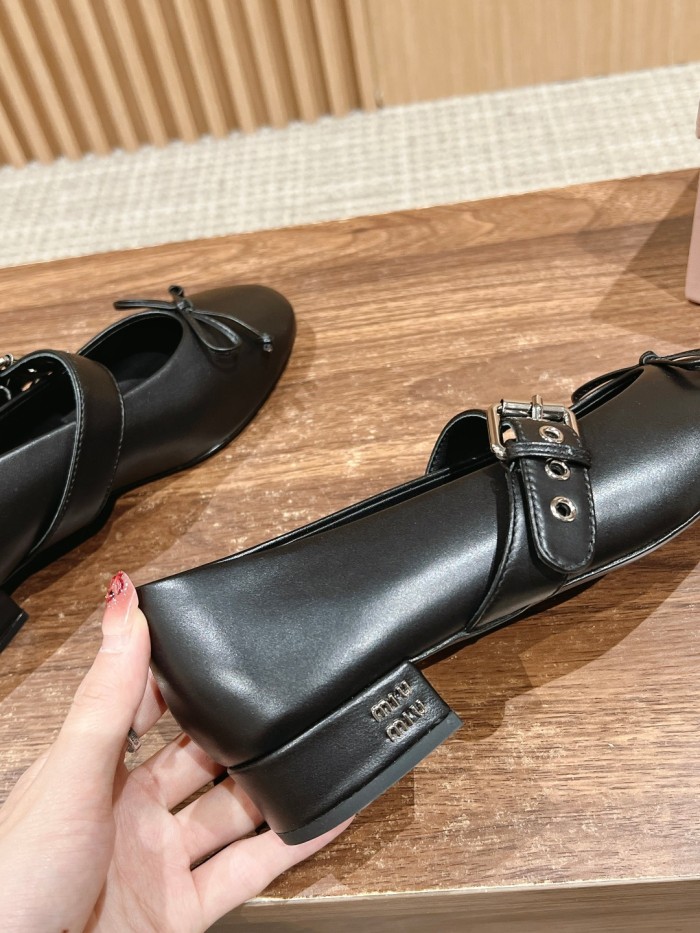 Women M*iu M*iul Top Sneaker