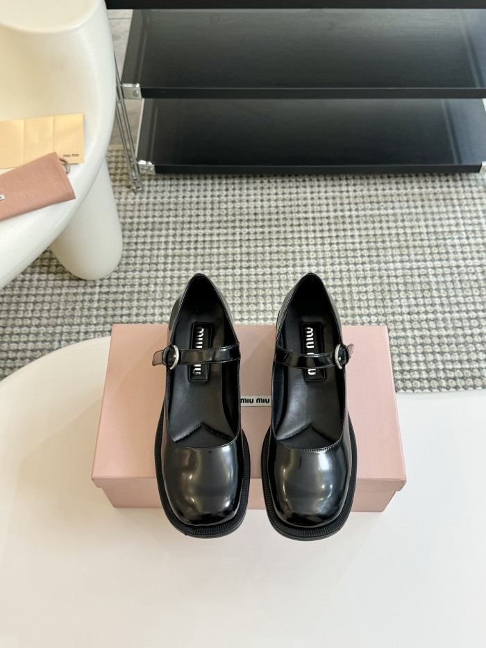 Women M*iu M*iul Top Sneaker