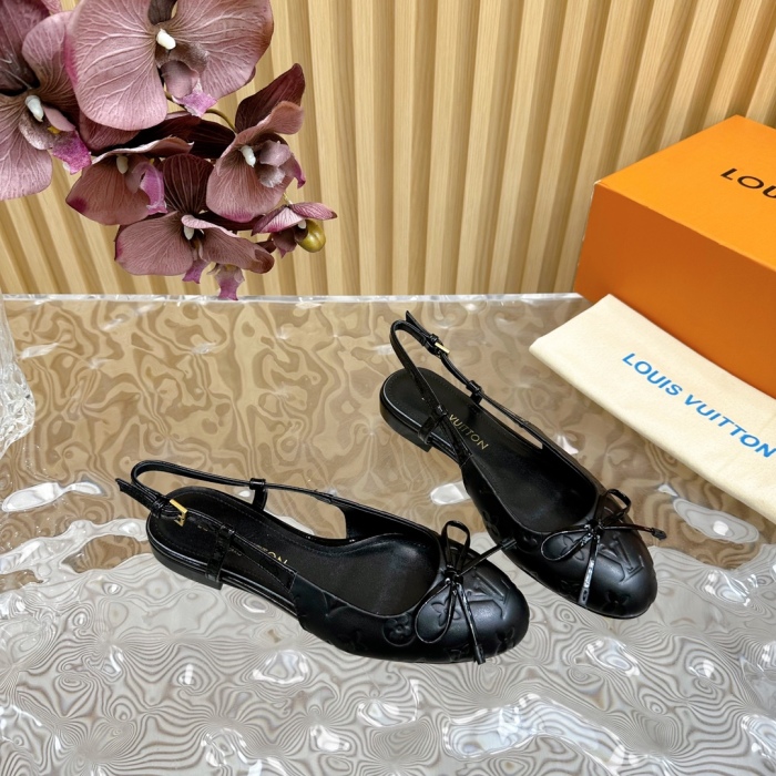 Women L*ouis V*uitton Top Quality Sandals002