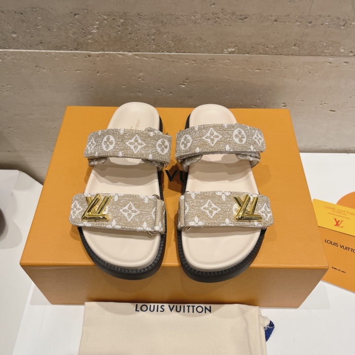 Women L*ouis V*uitton Top Quality Sandals018