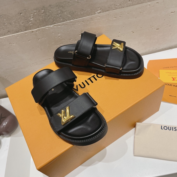 Women L*ouis V*uitton Top Quality Sandals017