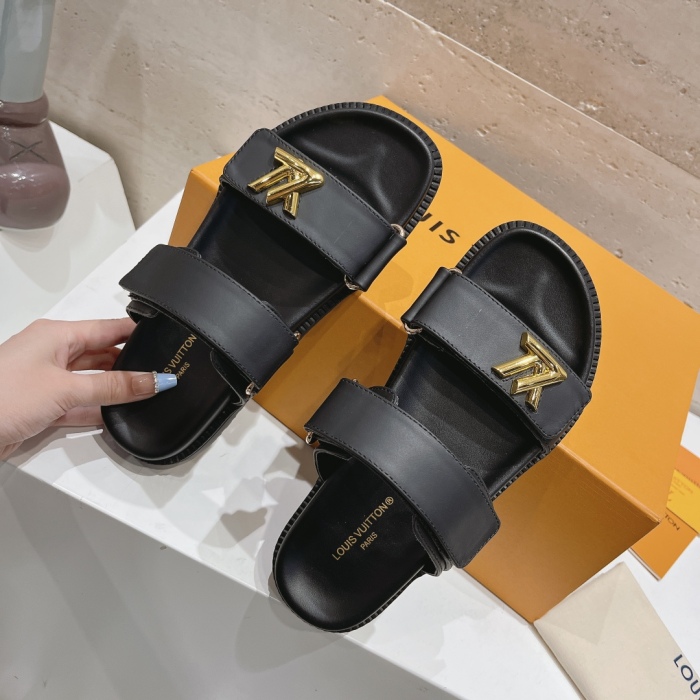 Women L*ouis V*uitton Top Quality Sandals017