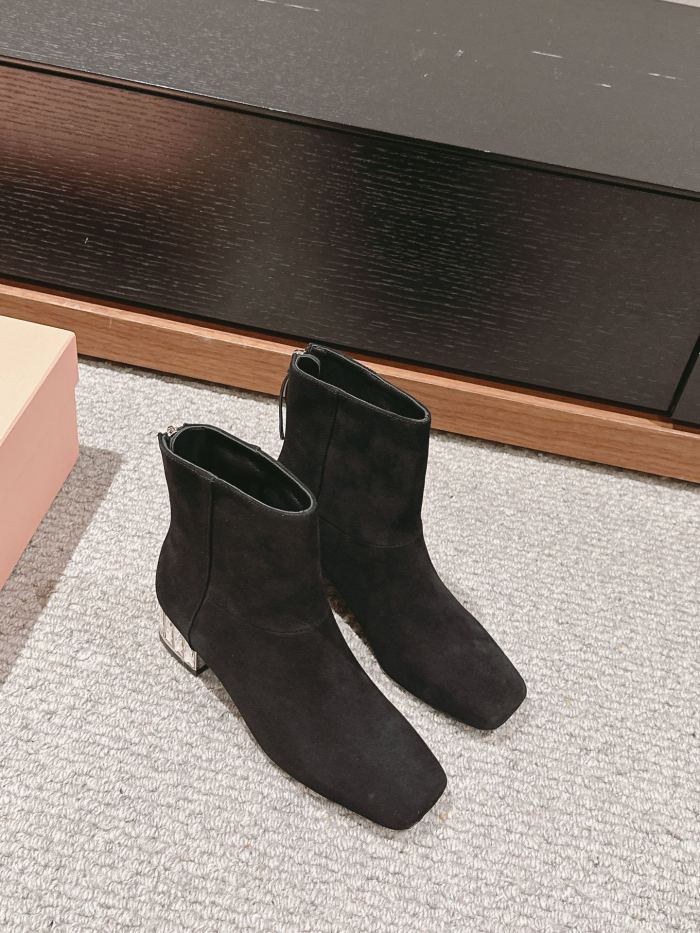 Women M*iu M*iul Top Boot