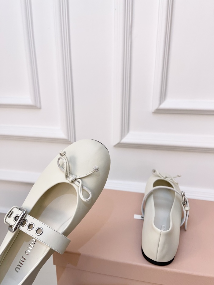 Women M*iu M*iul Top Sneaker