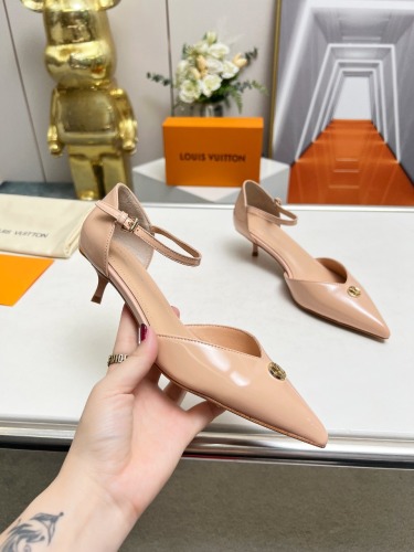 Women L*ouis V*uitton Top Quality Sandals011