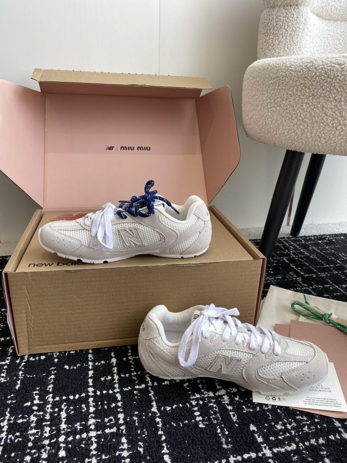 Women M*iu M*iul Top Sneaker
