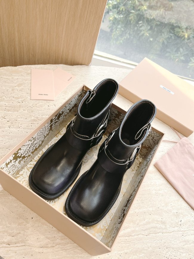 Women M*iu M*iul Top Boot