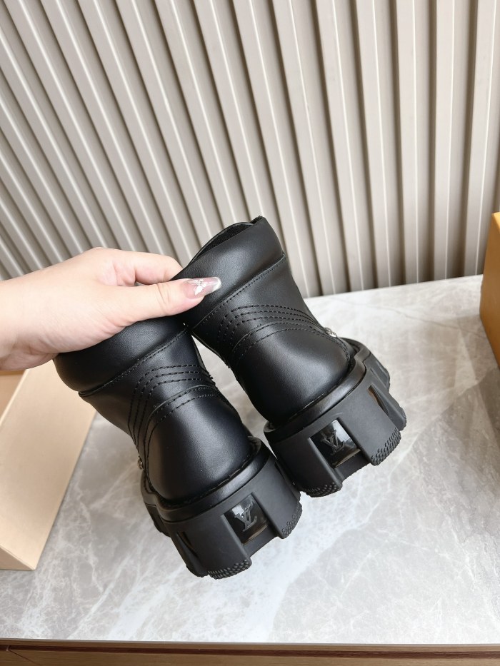 Men L*ouis V*uitton Top Quality Boot 5CM