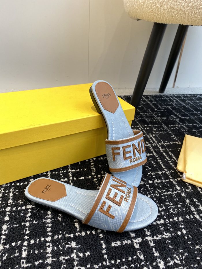 Women F*endi Top Sandals