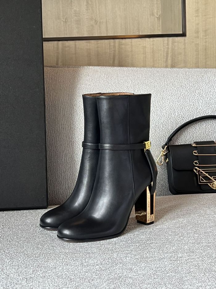 Women   F*endi Top  Quality Boot