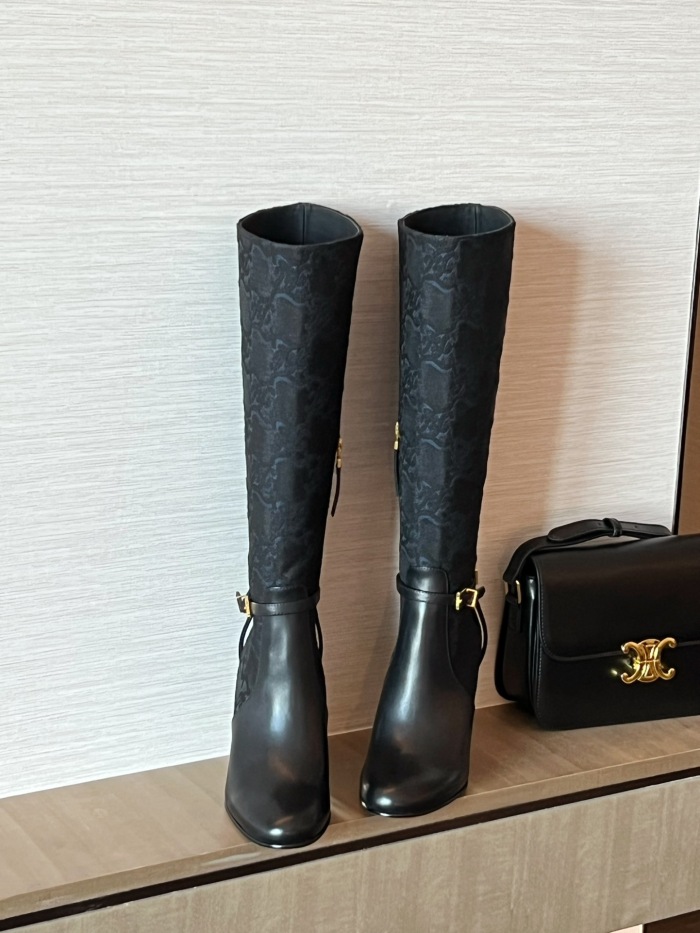 Women   F*endi Top  Quality Boot