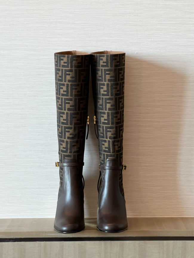 Women  F*endi Top  Quality  Boot