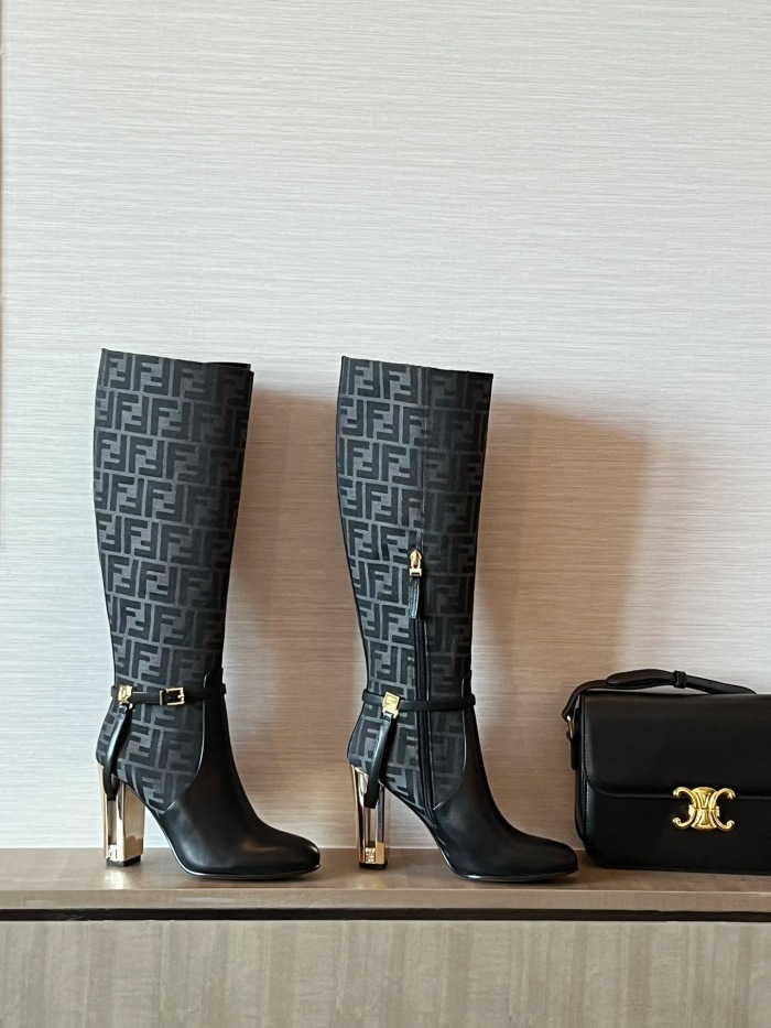 Women   F*endi Top  Quality Boot