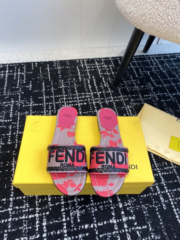 Women F*endi Top Sandals