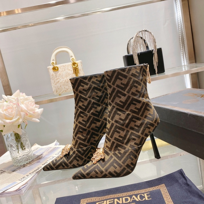 Women   F*endi Top  Quality Boot