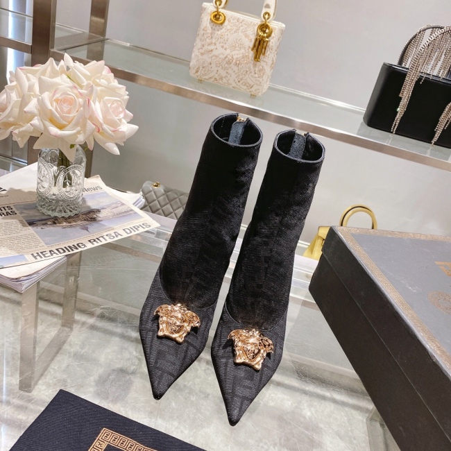 Women   F*endi Top  Quality Boot