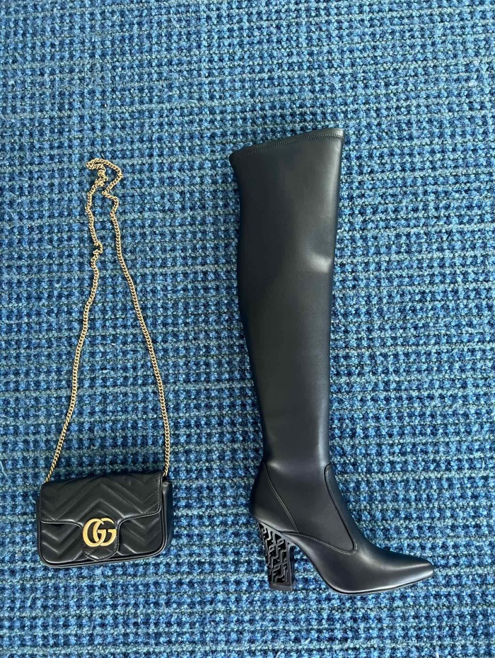 Women  F*endi Top  Quality  Boot