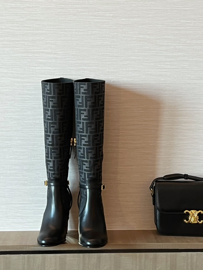 Women   F*endi Top  Quality Boot