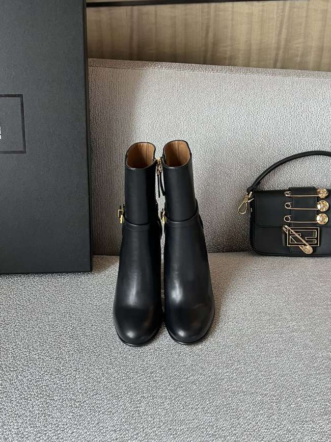 Women   F*endi Top  Quality Boot