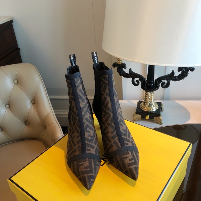 Women   F*endi Top  Quality Boot
