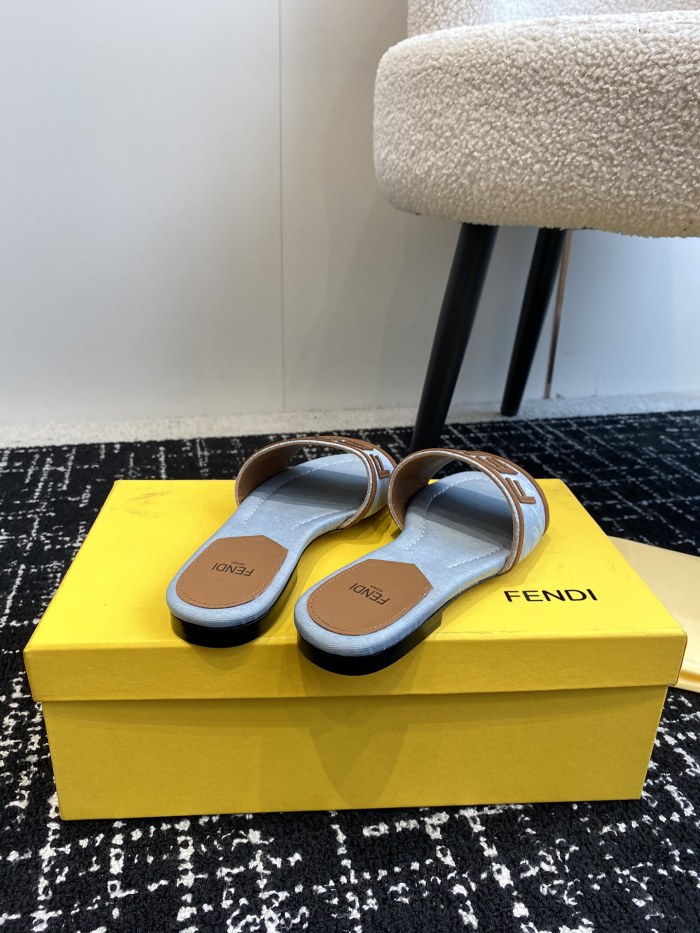 Women F*endi Top Sandals