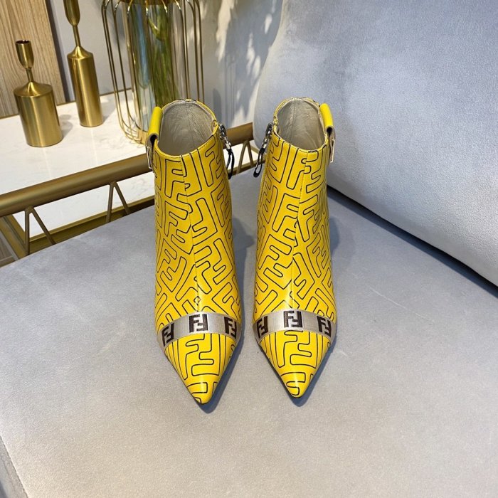 Women   F*endi Top  Quality Boot