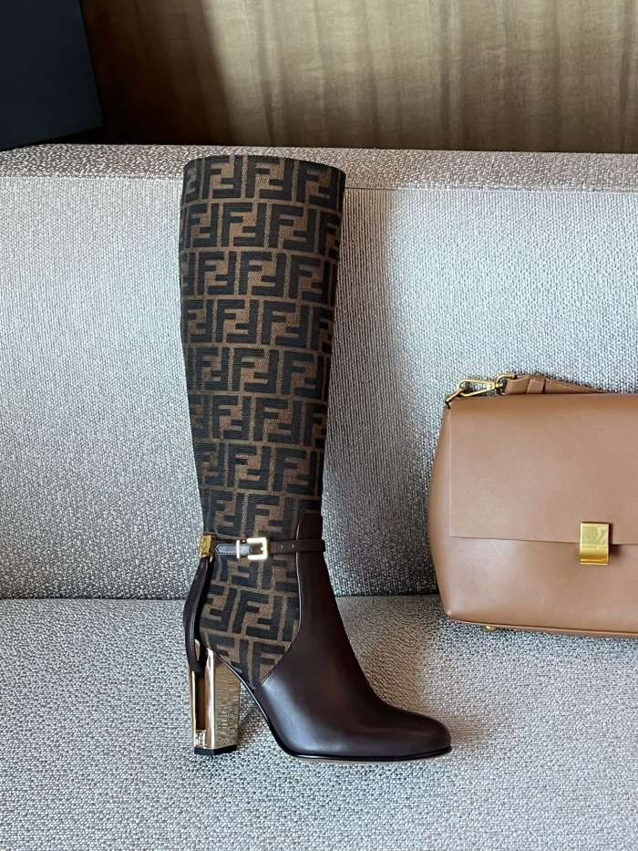 Women  F*endi Top  Quality  Boot