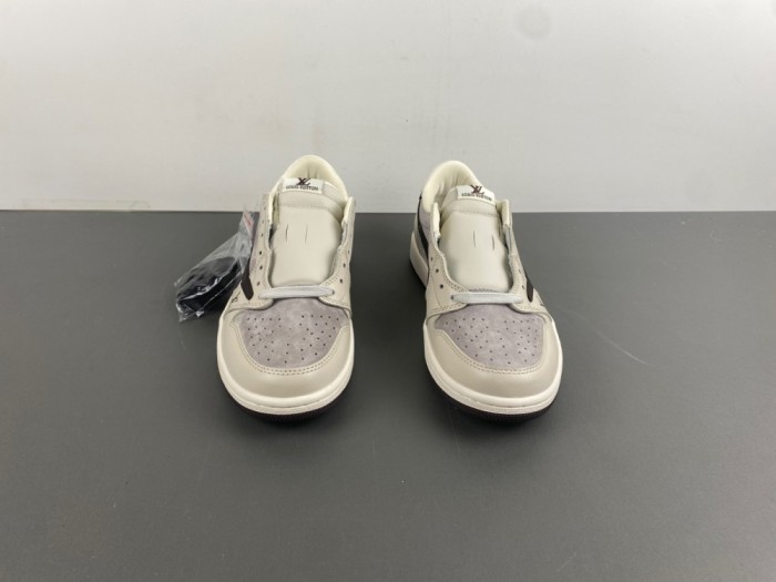 T*ravis S*cott x A*ir Jor*dan 1 Low OG  LX1988-100