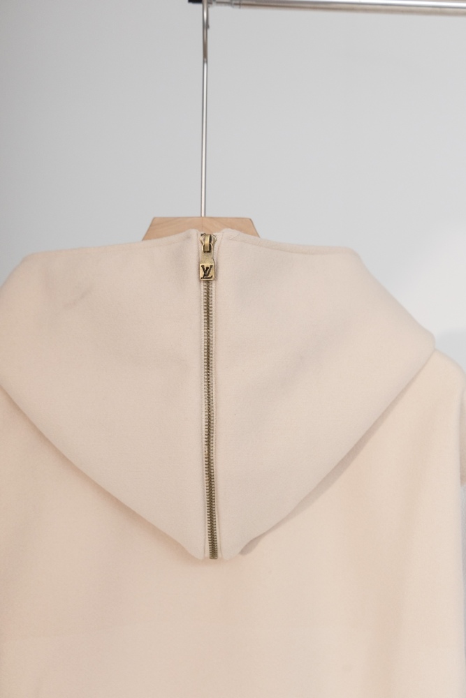  Top Quality2722