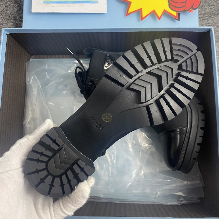 Women P*rada Top Quality Sneaker  7.5CM