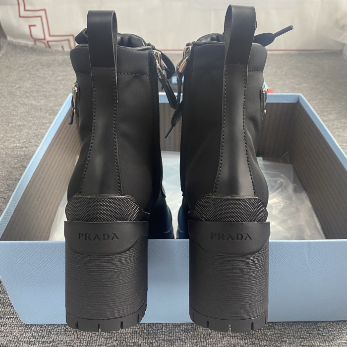 Women P*rada Top Quality Sneaker  7.5CM