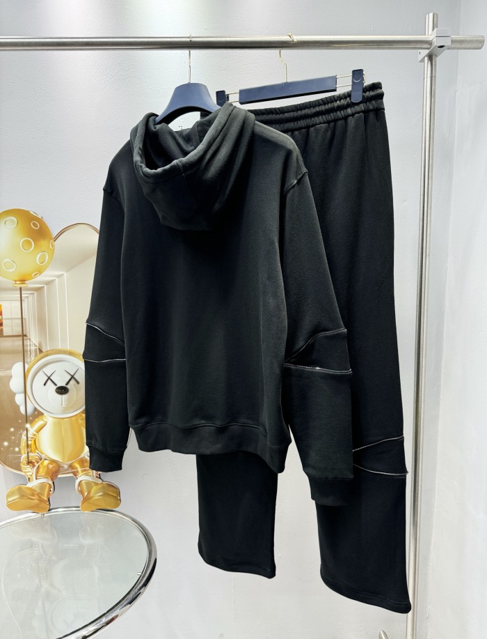  Top Quality1073