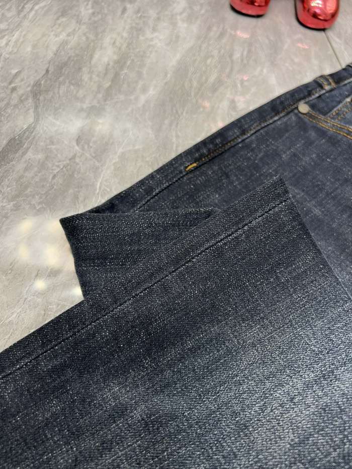  Top Quality1027