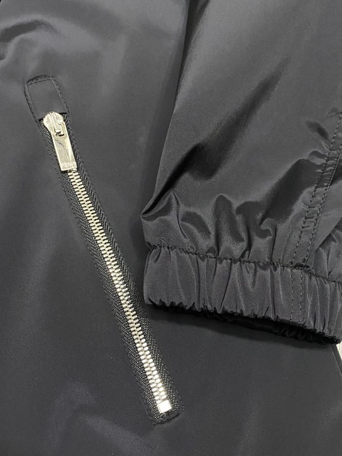  Top Quality1061