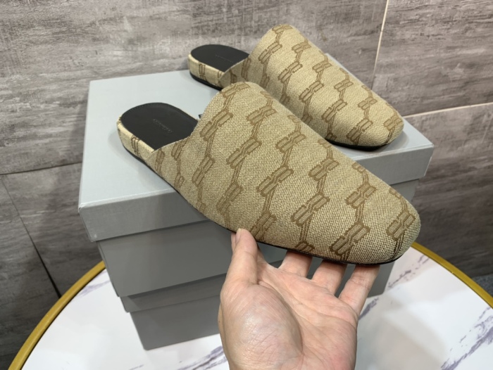 Men Women  B*alenciaga  Sneaker