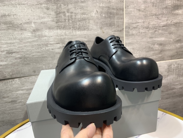 Men Women  B*alenciaga  Sneaker