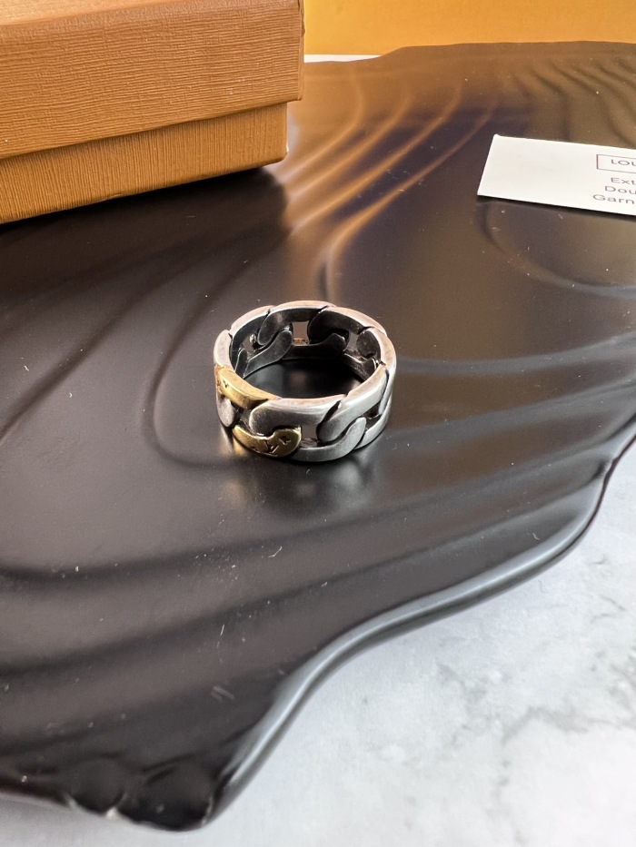 Ring