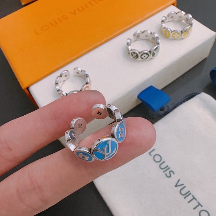 Ring