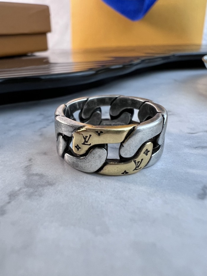 Ring