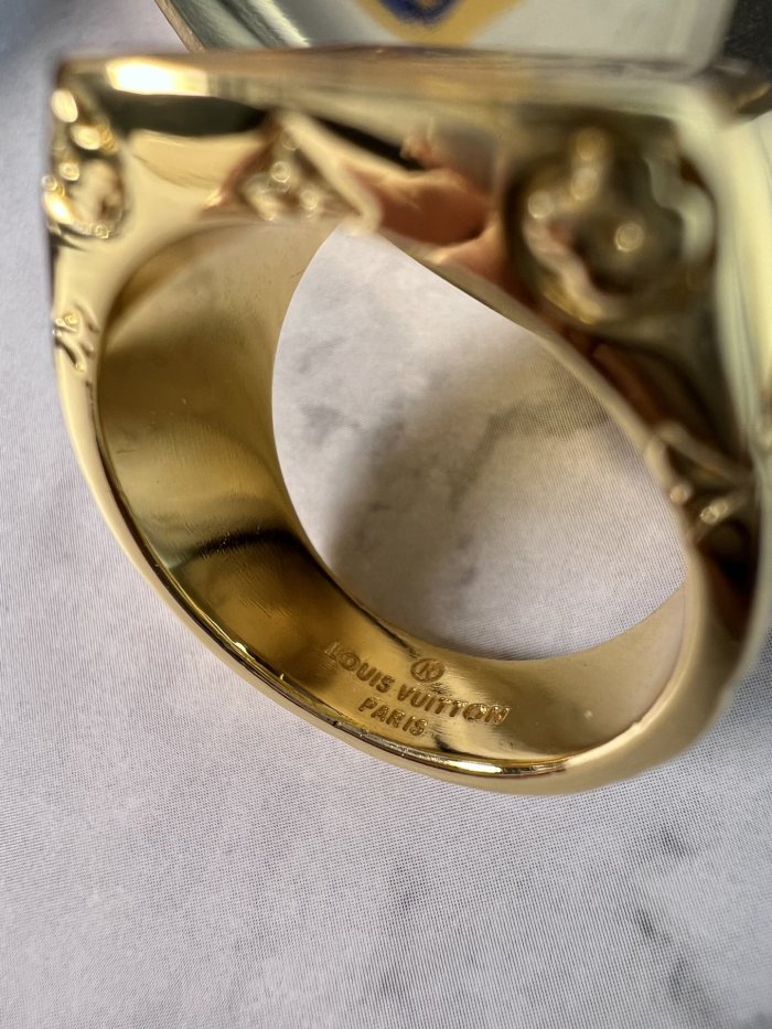 Ring