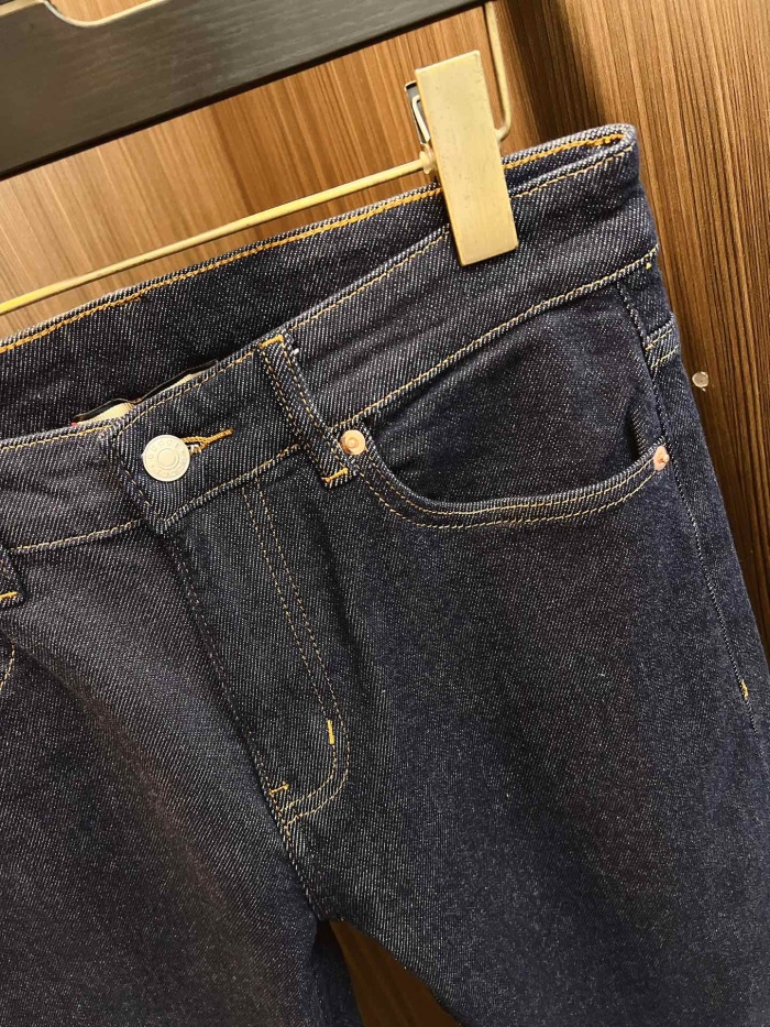  Top Quality096