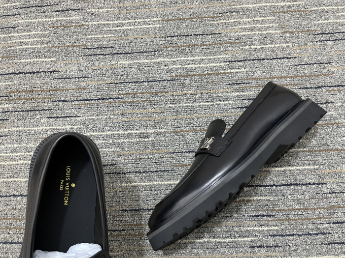 Men L*ouis V*uitton Top Quality  loafers