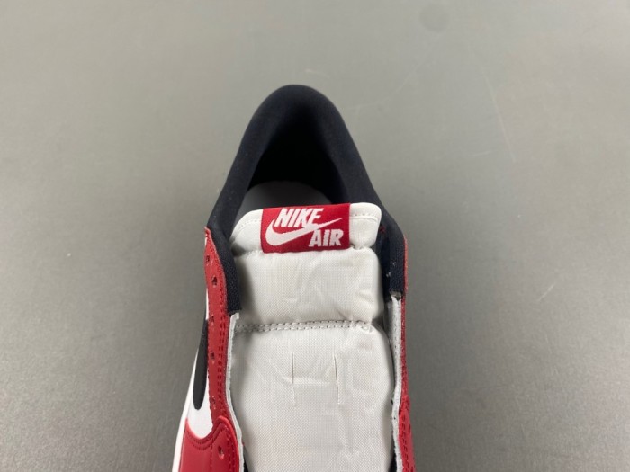 Air Jordan 1 Low Chicago OG 705329-600