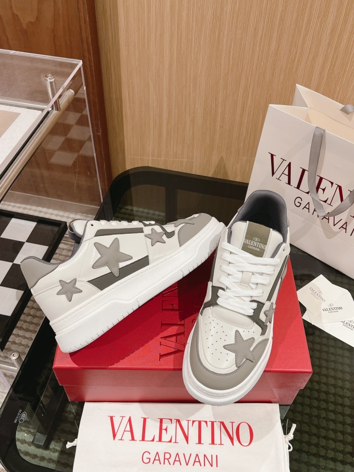 Men Women 𝑉*𝐴𝐿𝐸𝑁𝑇𝐼𝑁𝑂 Top Sneakers