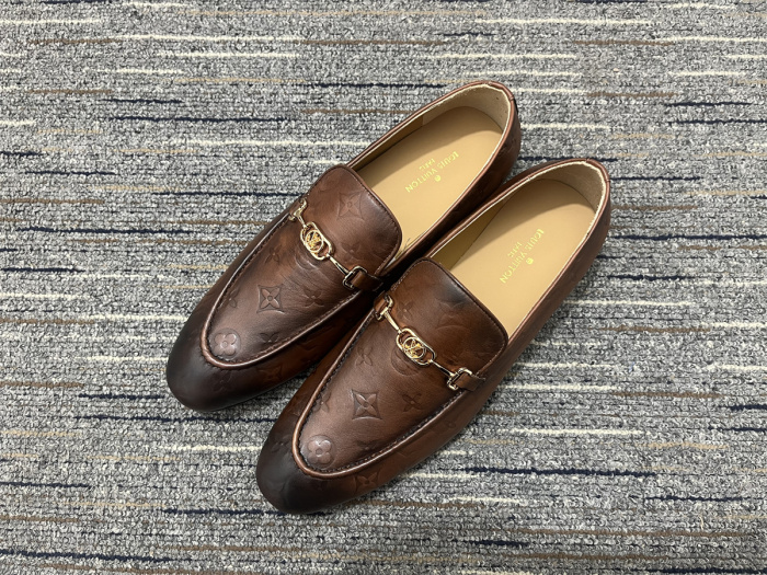 Men L*ouis V*uitton Top Quality  loafers